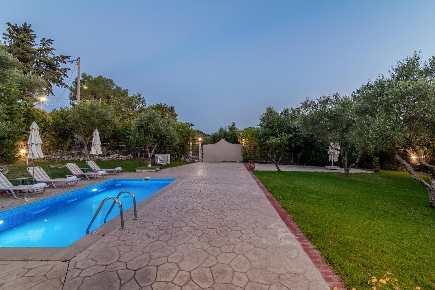 Planos Villa Exterior foto